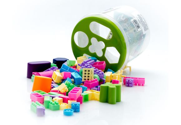 Balde con Encajables y Bloques